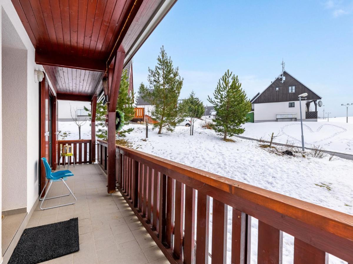 Holiday Home Holiday Hill 67 By Interhome Cista  エクステリア 写真