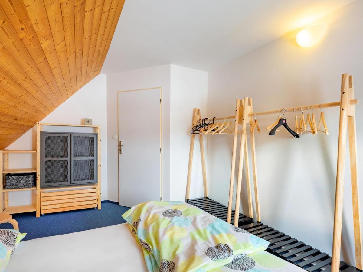 Holiday Home Holiday Hill 67 By Interhome Cista  エクステリア 写真