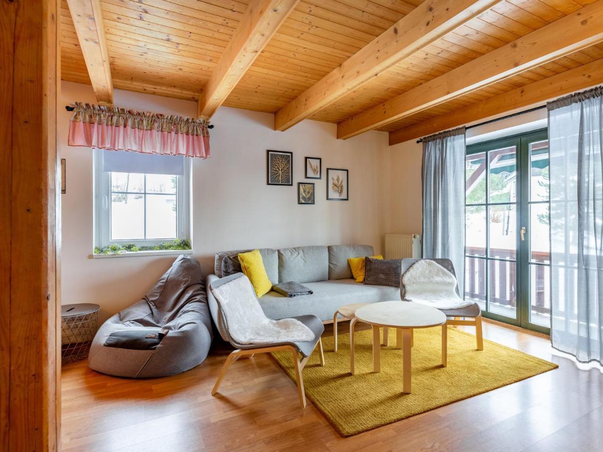 Holiday Home Holiday Hill 67 By Interhome Cista  エクステリア 写真