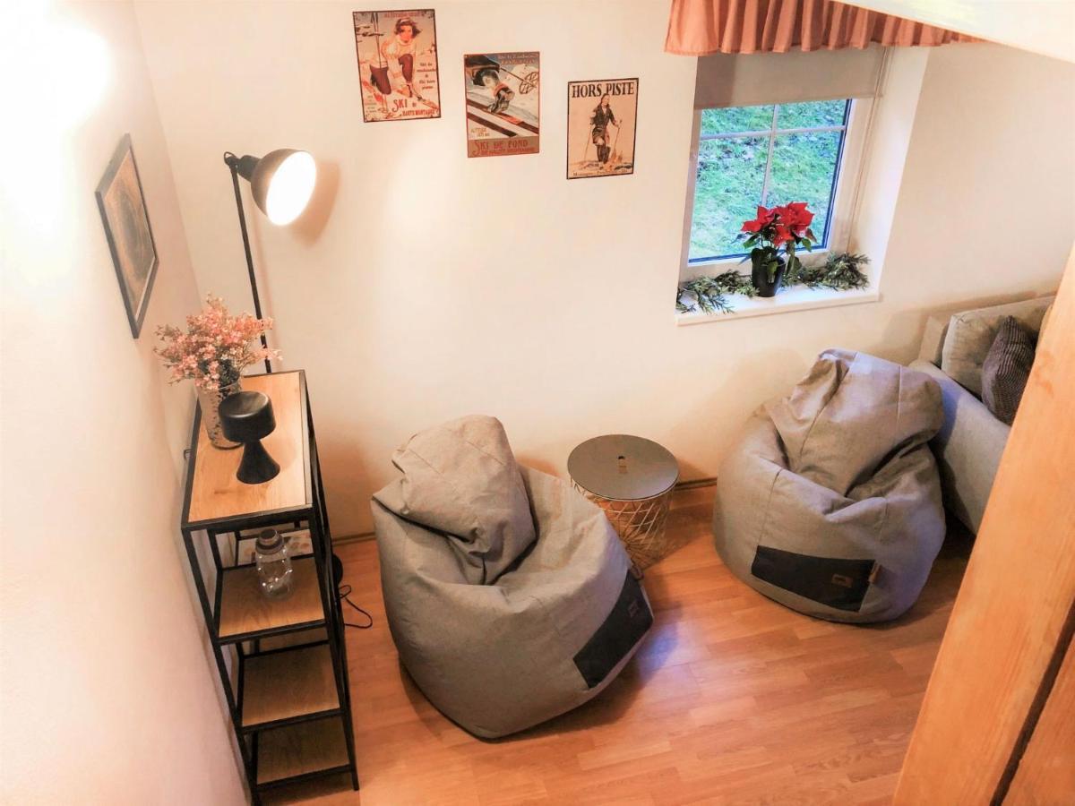 Holiday Home Holiday Hill 67 By Interhome Cista  エクステリア 写真