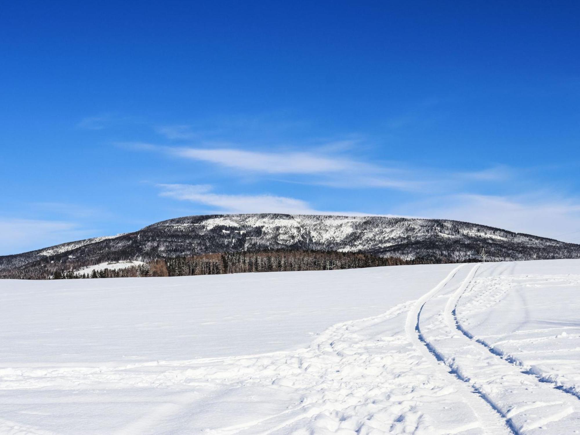 Holiday Home Holiday Hill 67 By Interhome Cista  エクステリア 写真